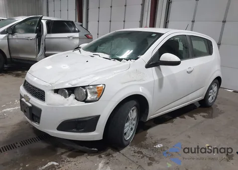 2015 Chevrolet Sonic Lt Auto из США, поврежденный, VIN 1G1JC6SH8F4194532